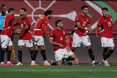 هفوة كوليبالي والتعامل بحذر.. كيف يستغل منتخب مصر أخطاء السنغال؟ (تحليل)